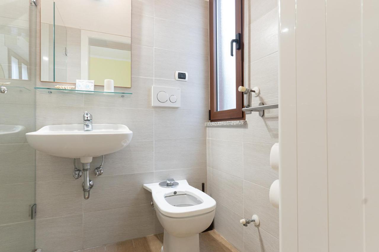 Hotel Greta B&B ريميني المظهر الخارجي الصورة