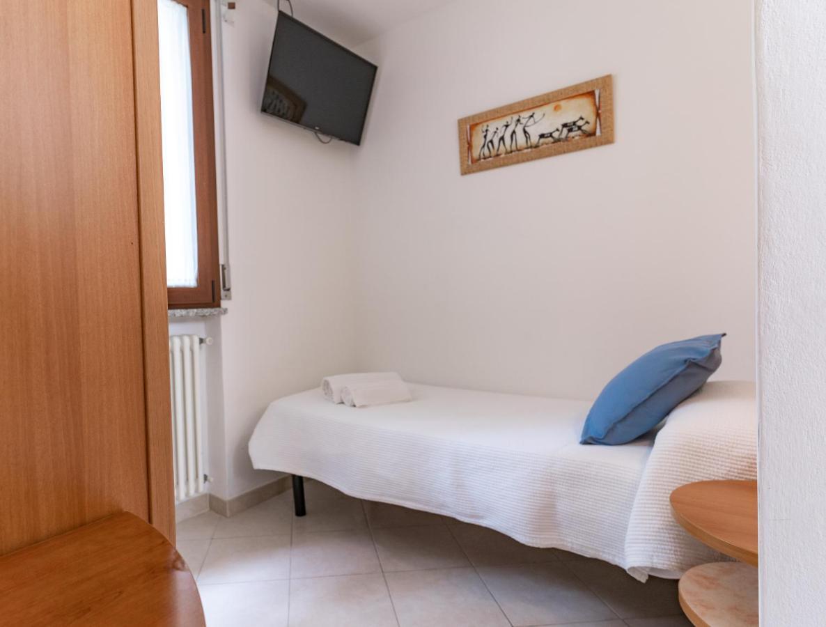 Hotel Greta B&B ريميني المظهر الخارجي الصورة