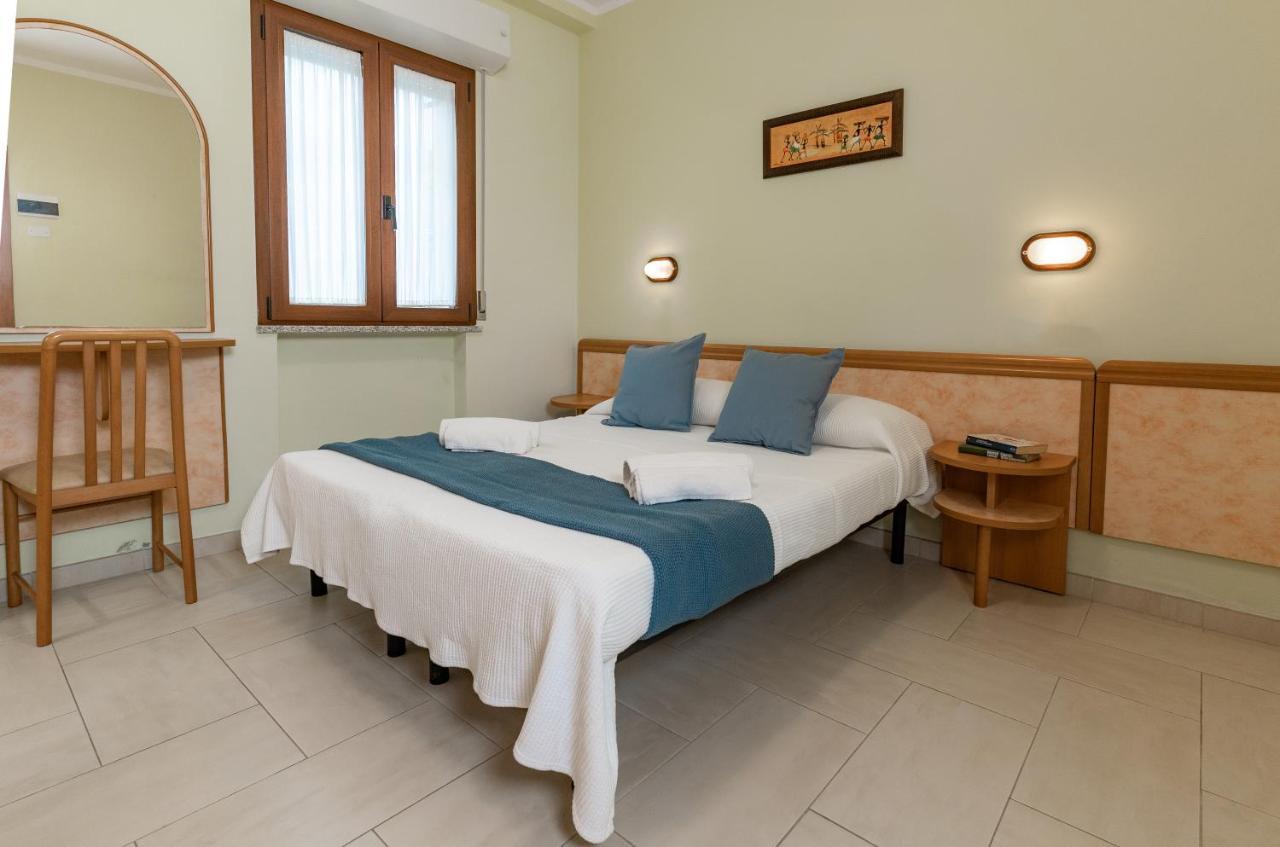 Hotel Greta B&B ريميني المظهر الخارجي الصورة