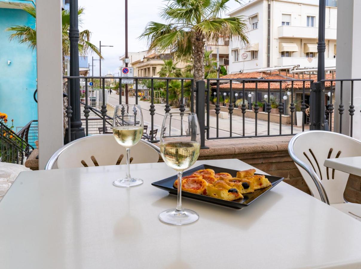 Hotel Greta B&B ريميني المظهر الخارجي الصورة