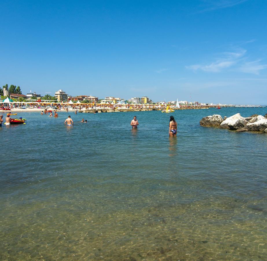Hotel Greta B&B ريميني المظهر الخارجي الصورة