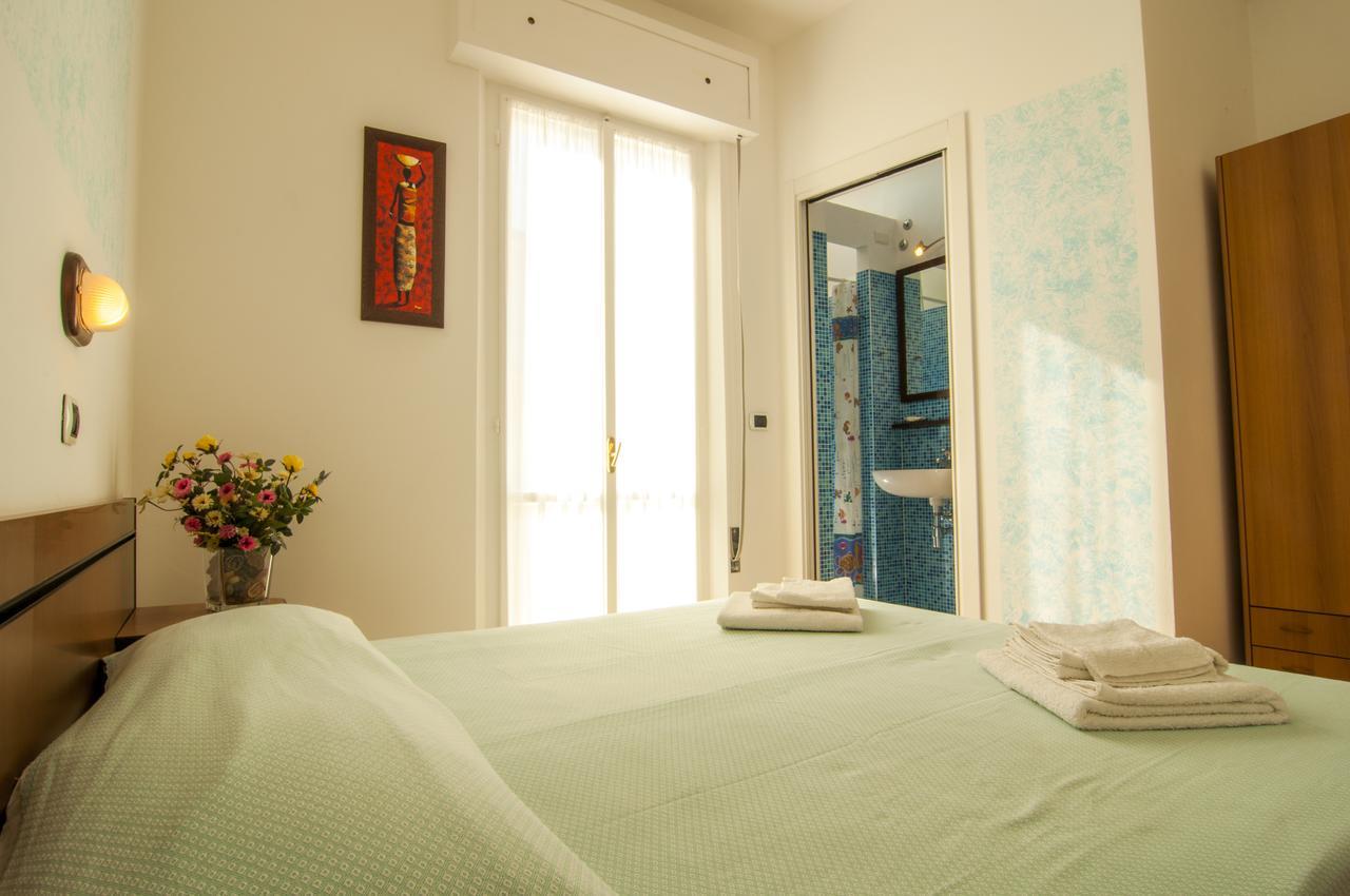 Hotel Greta B&B ريميني المظهر الخارجي الصورة