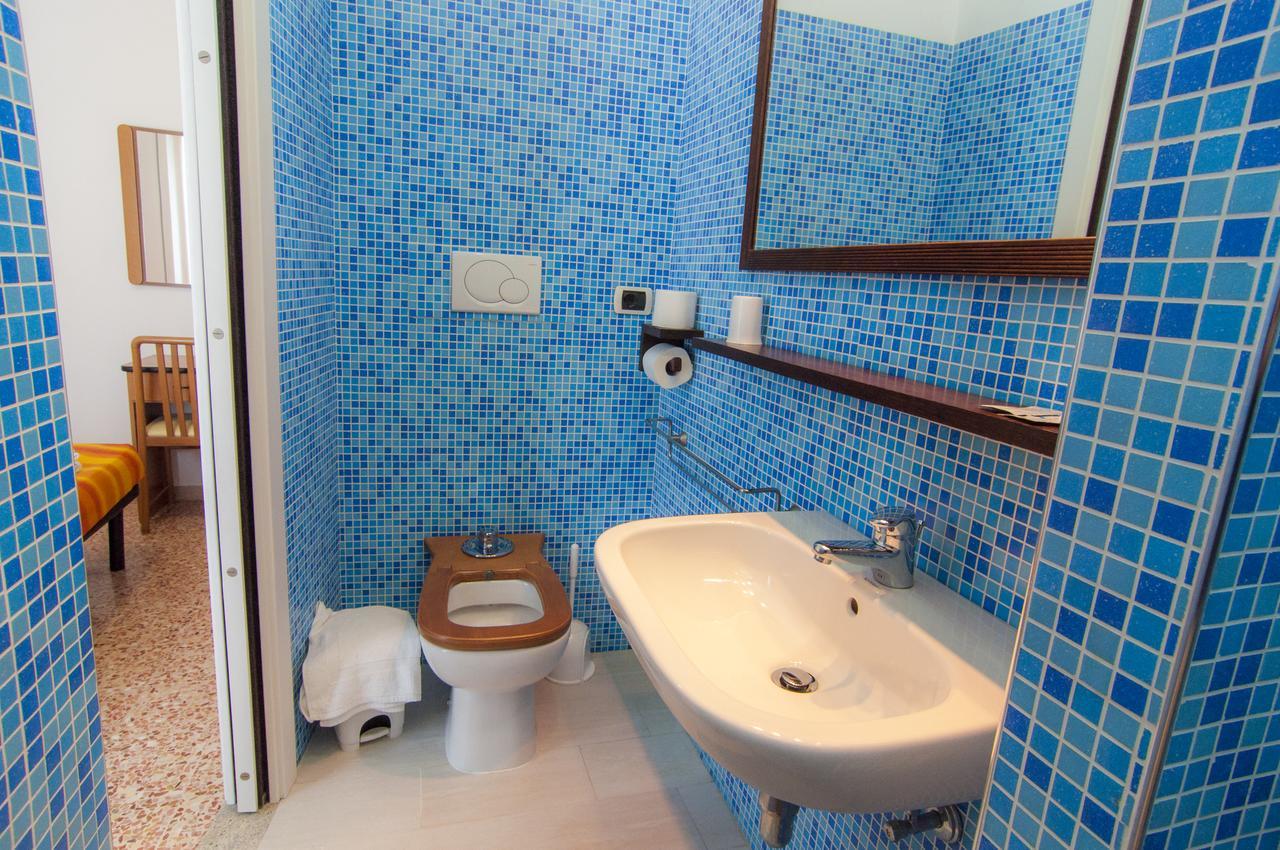 Hotel Greta B&B ريميني المظهر الخارجي الصورة
